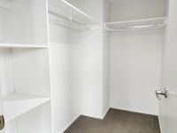 401 / 8 Hunt Street, Hamilton