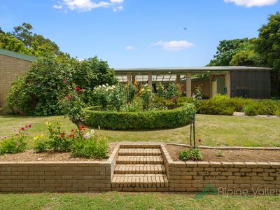 17 Hores Lane, Tawonga