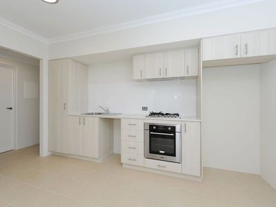 14 / 1 Elsbury Approach, Clarkson
