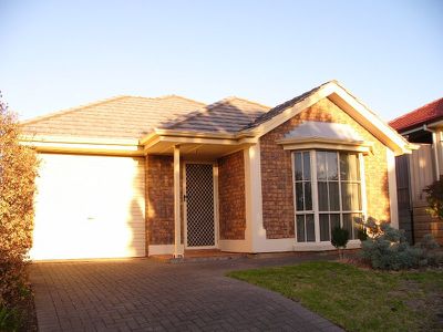 21 Lake Frome Place, Greenwith