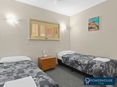 18 / 233-237 Esplanade, Cairns North