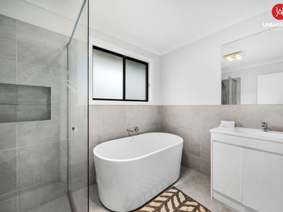 130 Seoul Avenue, Austral