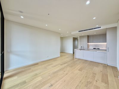 311 / 137 Anzac Parade, Kensington