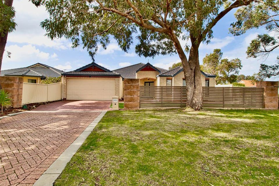 5 Forsyth Grove , Baldivis