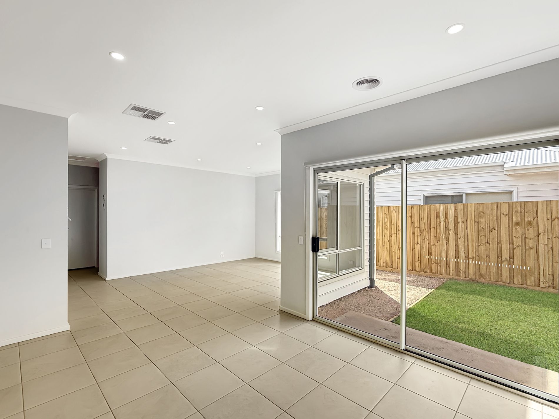 11 Glenorchy St, Eynesbury