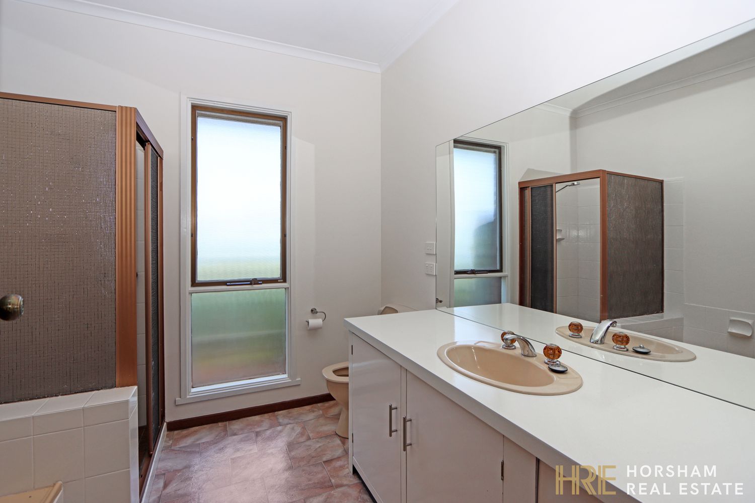 1 Hoskin Court, Horsham