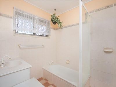 2 Davis Court, Rochedale South