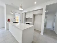 78 Redcomb Drive, Park Ridge