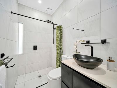 144 Greenslopes Street, Edge Hill
