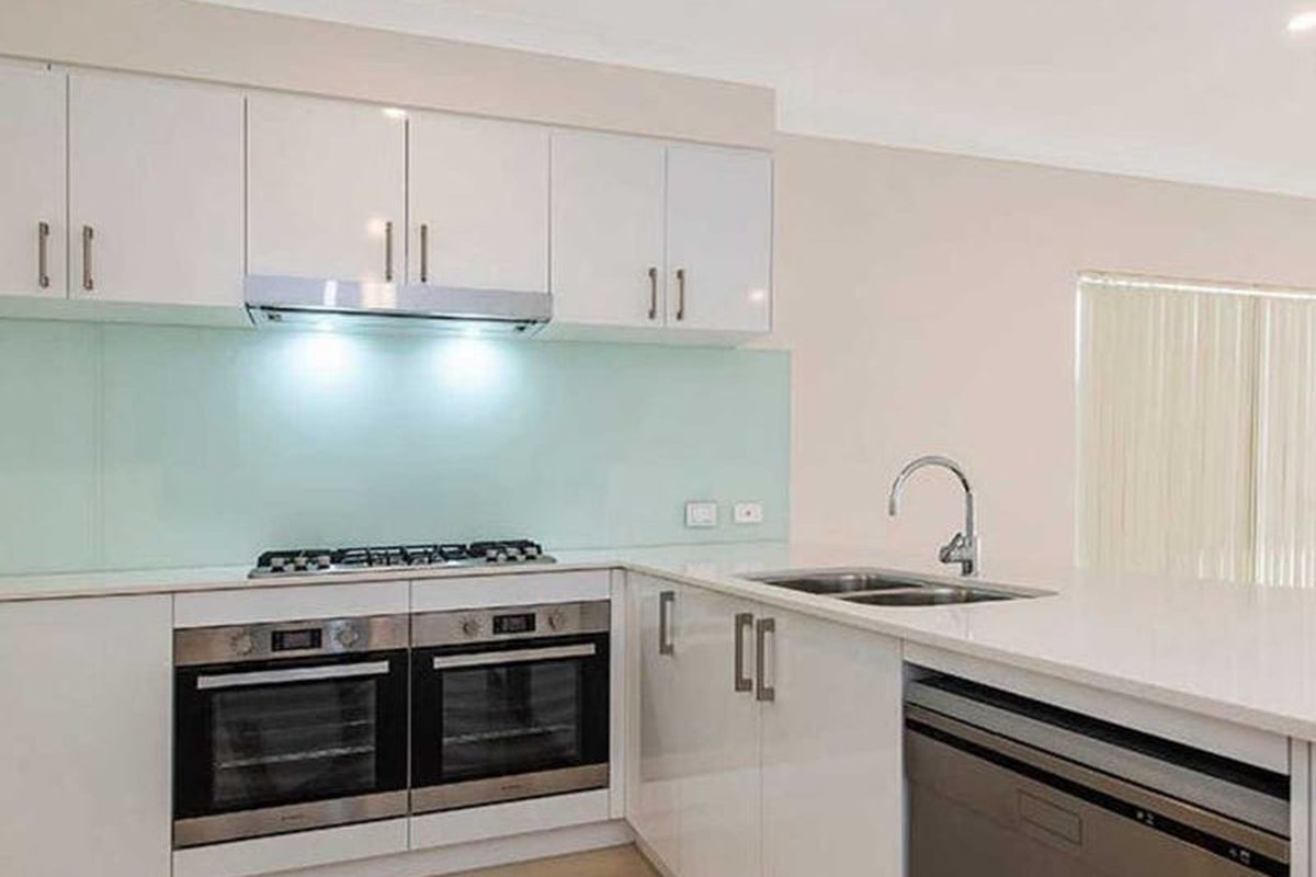 8 Greywacke Entrance, Piara Waters