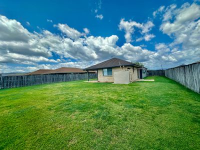 25 Blaxland Court, Laidley North