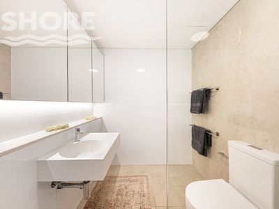 303 / 128 Military Road ACCESS VIA 11 GROSVENOR LANE, Neutral Bay