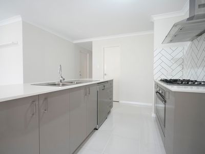 44 Enkindle Lp, Baldivis
