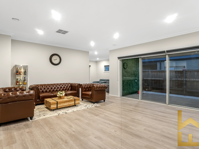 13 Tangerine Road, Manor Lakes