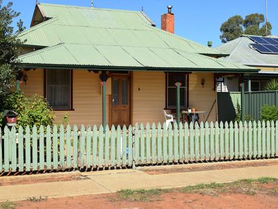 8 Scoresby Street, Kerang