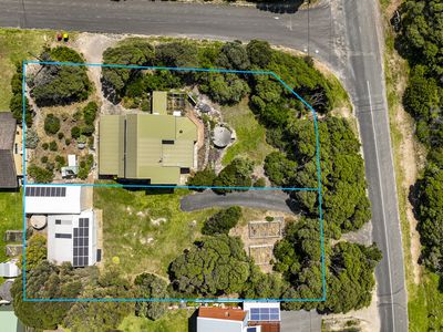 11-13 Railway Terrace North, Beachport