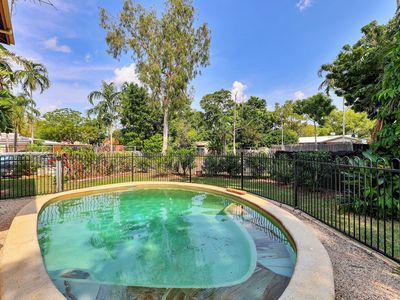 1 / 6 Colley Court, Moulden