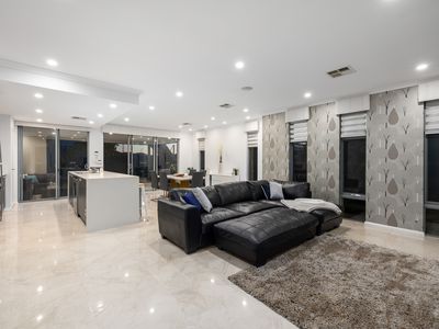 21 Exchange Avenue, Harrisdale