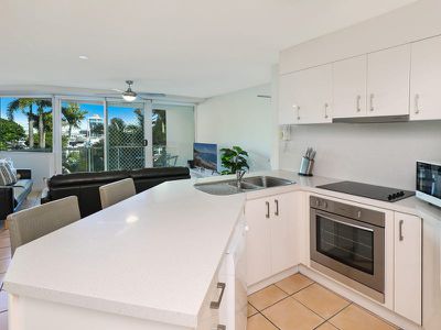 11 / 42-56 River Esplanade, Mooloolaba
