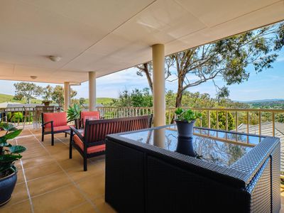 2 Camphorwood Close, Jerrabomberra