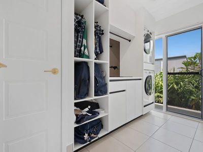 29 Waterclover Drive, Upper Coomera