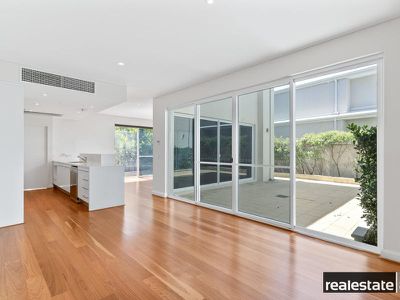 18 / 12 Sonnet Close, Woodlands
