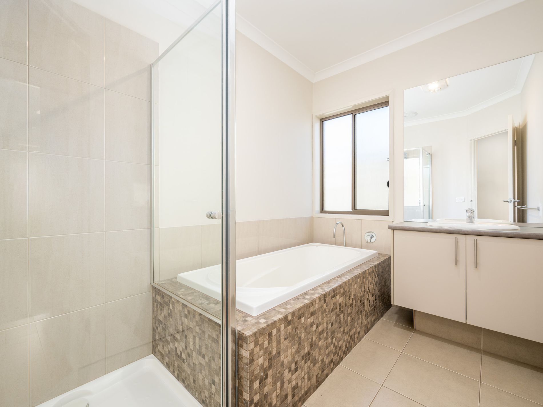 3 Killarney Crescent , Tatura