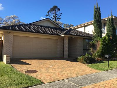 19 Helena Crescent, Horsley