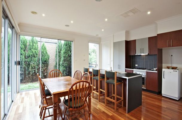 9 Grosvenor Square, Craigieburn