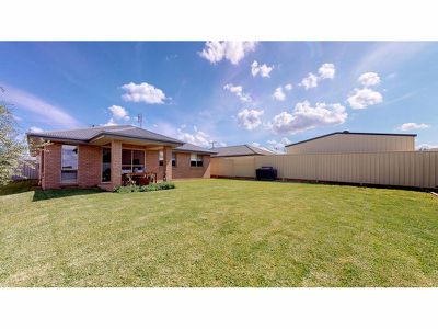 15 Linda Drive, Dubbo