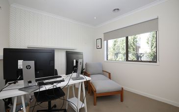 14 Bonneville Parade, Pakenham