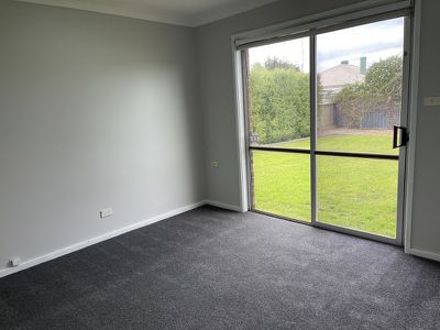 6 Adam Street, Tamworth