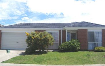 2 Viewmount Court, Narre Warren South