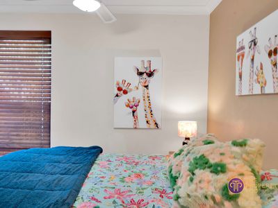 17 Fountain Way, Huntingdale