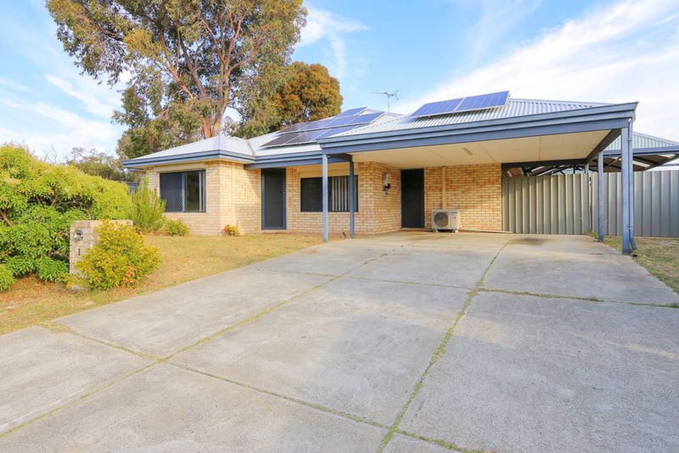 1 Kookynie Loop , Baldivis
