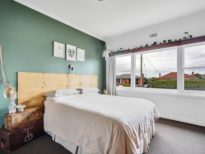 12 Helenwood Grove, Newnham