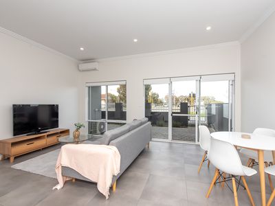 Unit 2/1 Liege Street, Woodlands