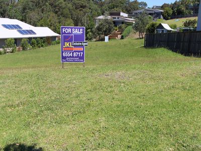 33 Cottesloe Circuit, Red Head