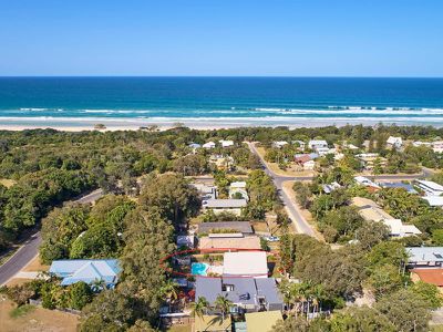 9 Gloria Street, South Golden Beach