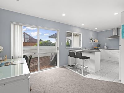 35 Rifleman Rise, Unsworth Heights