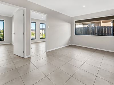 12 Kosciuszko Circuit, Pimpama