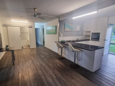 111 Shute Harbour Road, Cannonvale