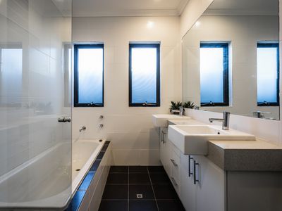 193A Huntriss Road, Doubleview