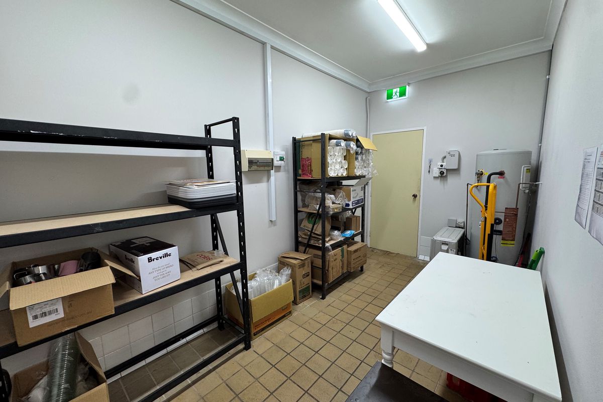 Shop 3 / 41 Hall Drive, Menai
