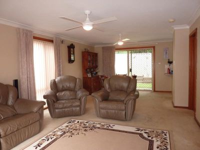 1B Barry Ave, Mortdale