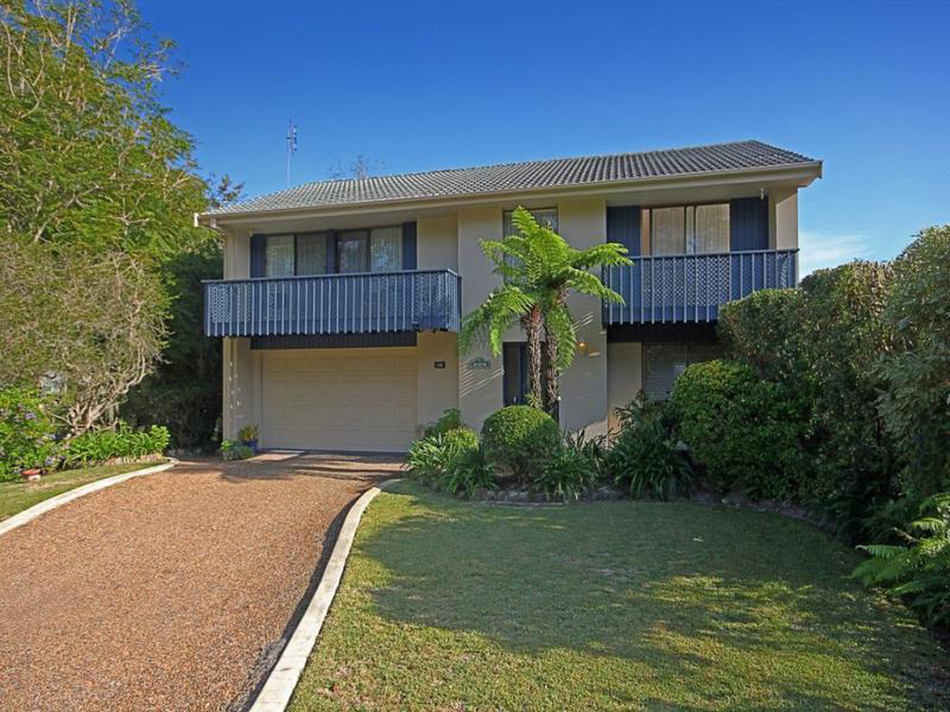 83 Matron Porter Drive, Narrawallee