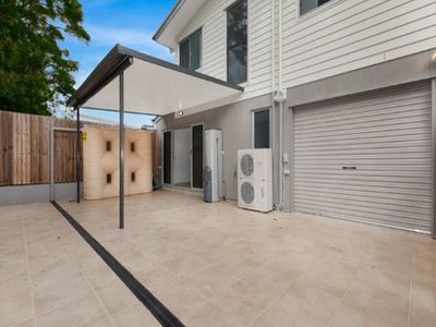 2 / 14 Arnott Street, Kedron