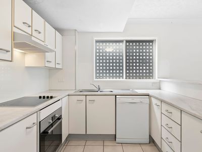 6 / 2 Moore Street, Taringa