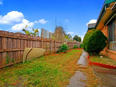 2 / 33 Ivan Crescent, Hampton Park
