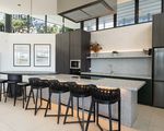 30510 / 2 Main Street, Varsity Lakes